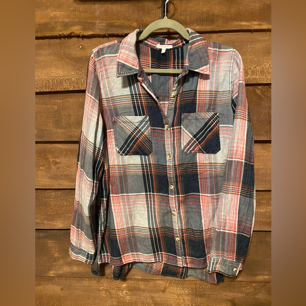 Maurice’s Plaid Button-Up Shirt